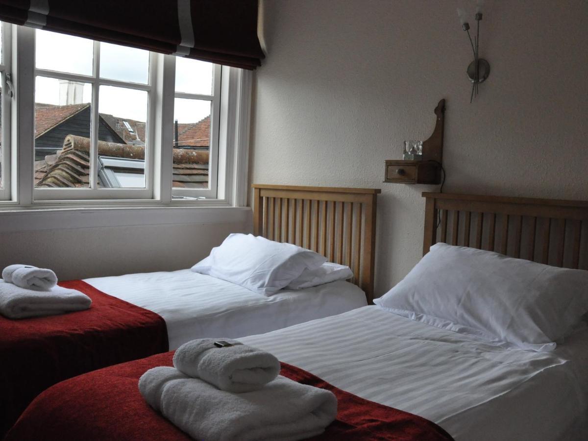 Rose And Crown B&B Burwash Room photo
